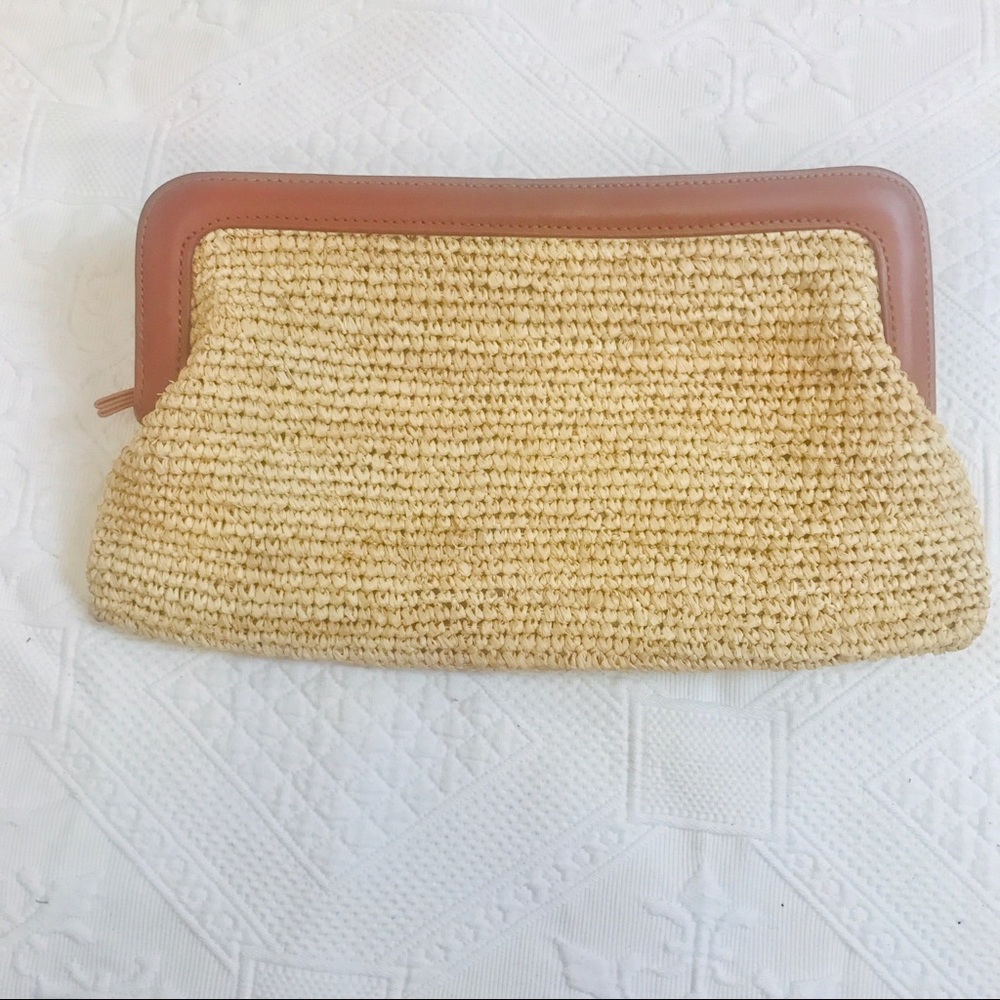 Bujibaja straw bag